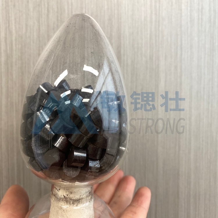 Copper oxide (CuO)